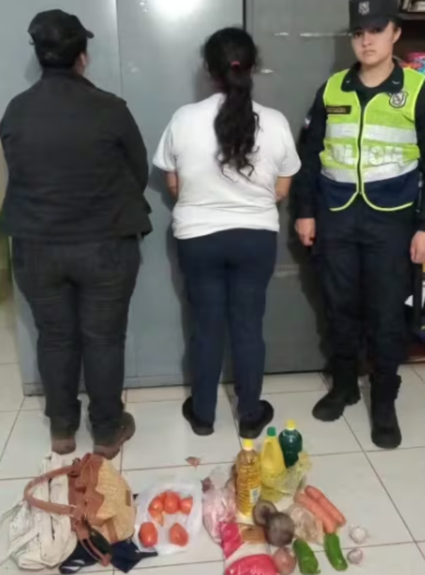 Detienen a cocineras que intentaban hurtar insumos de una escuela