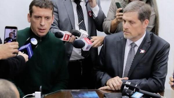 Para Honor Colorado, la renuncia de Hernán Rivas representa un "alivio"