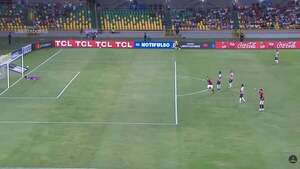 El gesto de Jonatan Torres al ver el golazo de Vegetti ante Junior - Cerro Porteño - ABC Color