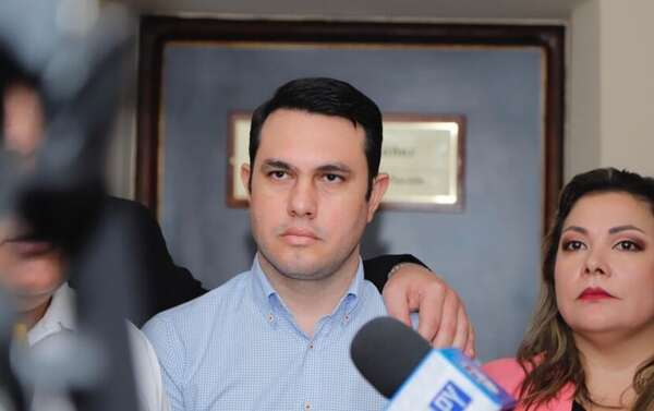 Rivas decidió renunciar a su banca en el Senado - ADN Digital