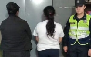 Detienen a cocineras por intentar hurtar insumos escolares