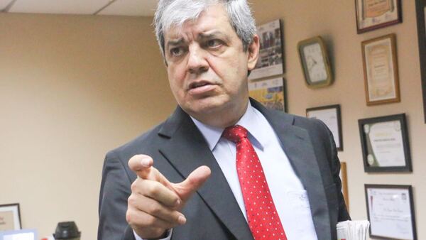 Ministerio del Interior trabajará en plan para que GPS sea obligatorio en motos y autos