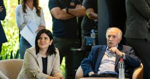 Alejandra Duarte se desentiende de un supuesto troll cartista y crece el escándalo de la campaña anti medios