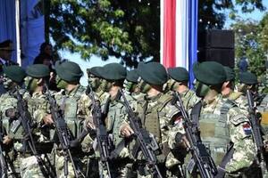 Que desfilen las Fuerzas Armadas: honor y gloria al pueblo que defendió la patria - El Trueno