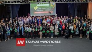EXITOSO CONGRESO SOBRE DERECHOS HUMANOS REÚNE A ESPECIALISTAS EN LA UNAE
