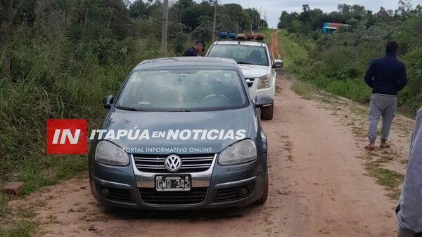 POLICÍA RECUPERA AUTOMÓVIL ROBADO TRAS ASALTO EN SAN PEDRO DEL PARANÁ