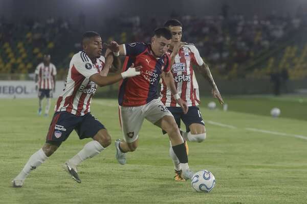 Cásar Bobadilla: “Que la hinchada más grande del país esté pidiendo por vos es algo único” - Cerro Porteño - ABC Color