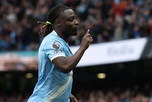 Manchester City cumple ante el Brentford y mete presión al Arsenal - Fútbol Internacional - ABC Color