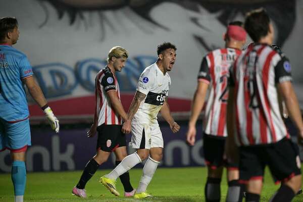 Un paraguayo en el equipo ideal de la semana en la Sudamericana - Copa Sudamericana - ABC Color