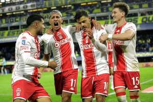 Huracán de la mano de Óscar Romero eliminó a Boca Juniors y avanza a cuartos de final del torneo Apertura argentino - Fútbol Internacional - ABC Color