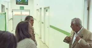 La Nación / Isaías Fretes realiza un recorrido sorpresa en sedes de IPS en Itapúa