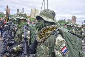 Desfile militar: cartistas recularon repudiados por ser “antipatriotas” y por no respetar las tradiciones, afirman   - Política - ABC Color
