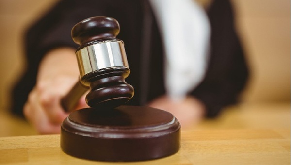 Condenan a mujer por homicidio de su esposo en Limpio