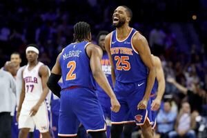 Los Knicks barren a los Sixers y avanzan por segundo año al hilo a las finales del Este - Básquetbol - ABC Color