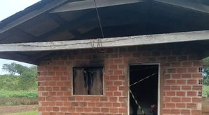 Mujer llegó de Argentina para pasar el Día de la Madre y murió en incendio en Itapúa - Noticiero Paraguay
