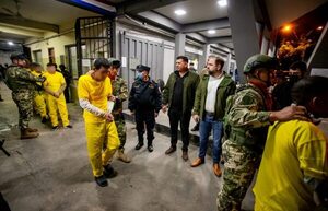 Operativo Umbral 3.0 traslada a más de 450 condenados de Tacumbú a Emboscada
