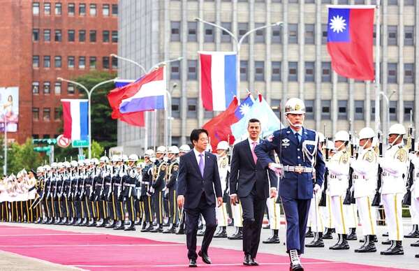 IA en Paraguay: ¿tiene el país energía suficiente para el proyecto de Taiwán? - Política - ABC Color