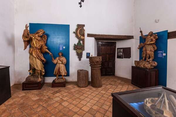 Dos ciudades de Misiones para conocer majestuosos museos con piezas de la era de los jesuitas - Viajes - ABC Color