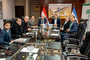 Embajador argentino visita el Consejo de Administración de la EBY