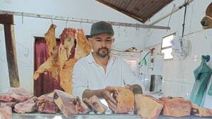 “Alquilo cortes de asado para selfies”: el llamativo emprendimiento de una carnicería en Misiones