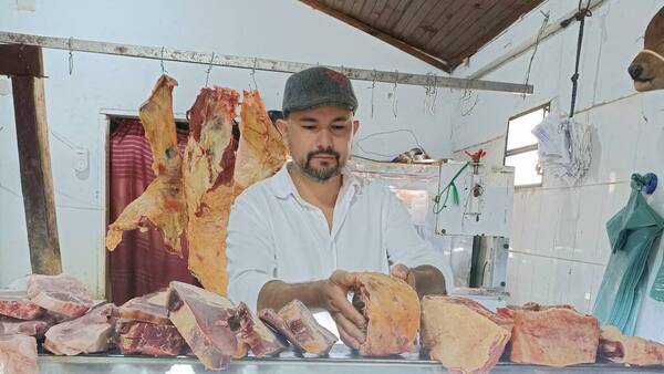 “Alquilo cortes de asado para selfies”: el llamativo emprendimiento de una carnicería en Misiones