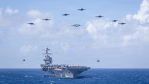 El USS Gerald R. Ford retorna a EEUU tras casi un año desplegado en el Caribe y Oriente Medio