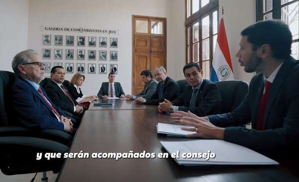 Fernández Valdovinos y Javier Giménez ya cobran sus sueldos como consejeros de Itaipú - Economía - ABC Color